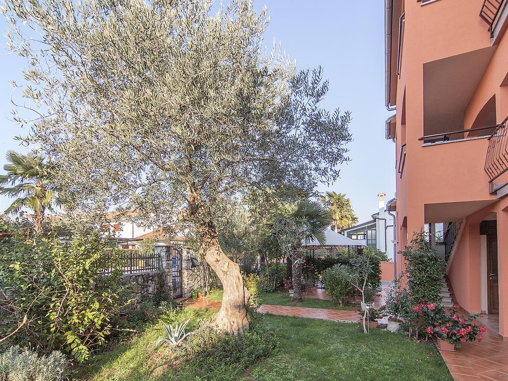 Apartments Cvek Rovinj Exterior foto