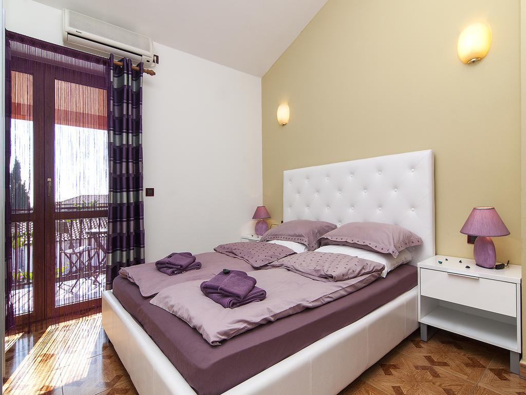 Apartments Cvek Rovinj Exterior foto