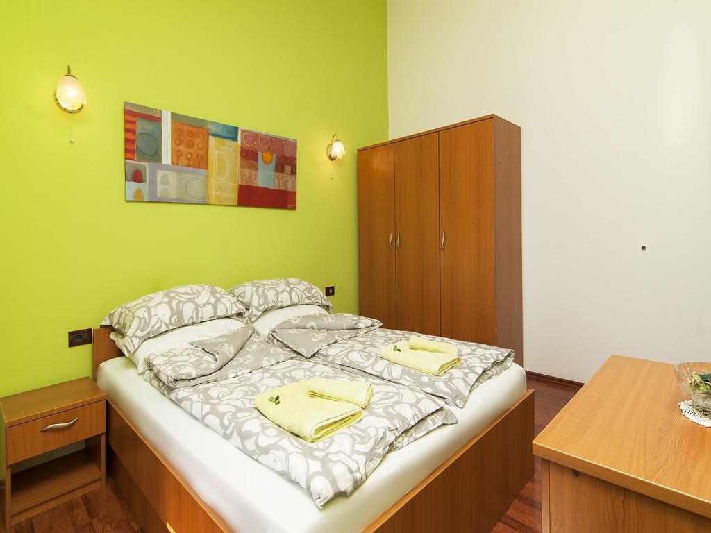 Apartments Cvek Rovinj Cameră foto