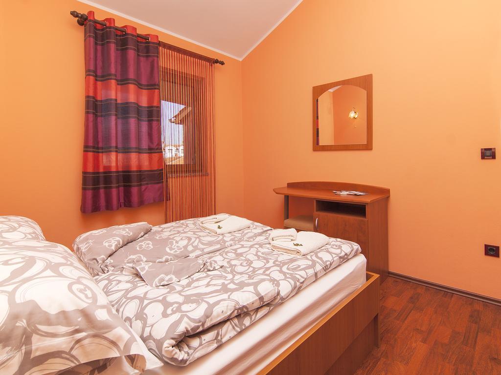 Apartments Cvek Rovinj Cameră foto